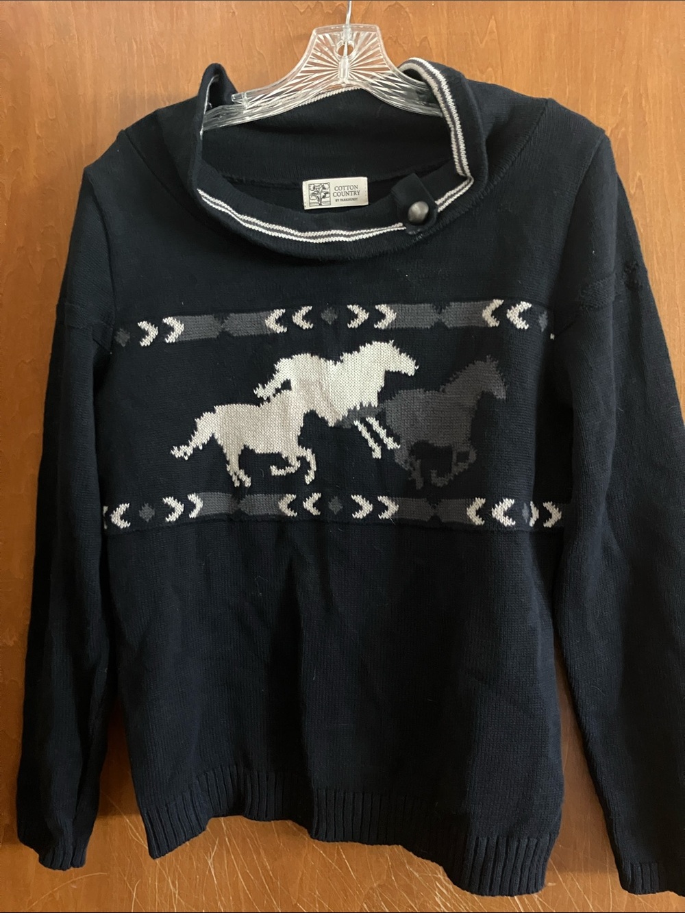Cotton Country by Oarkhurst Rolled Collar Sweater Size Medium Horses Running
